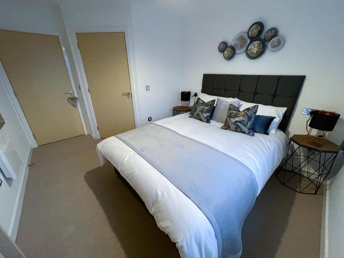 Station Side Penthouse Wolverhampton Exterior foto